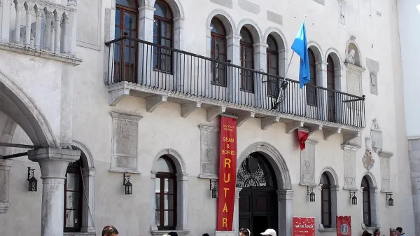 V Kopru več obolelih za rakom, visok je delež predebelih otrok