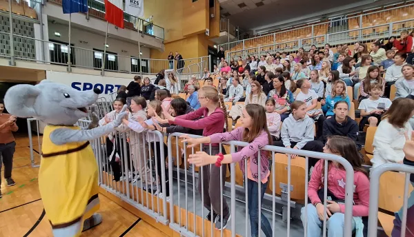 Z Rovko Črkolovko jih je bralo že 6000