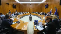 Seja skupnega odbora DZ, na kateri so obravnavali predlog zakona o interventnih ukrepih za razvoj Slovenije