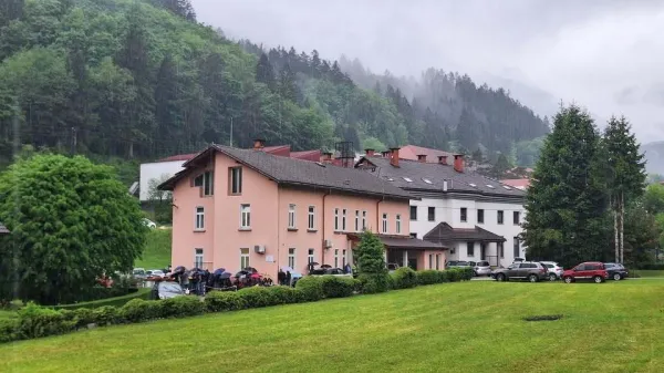 Stres za občane in zdravstvene delavce v Cerknem