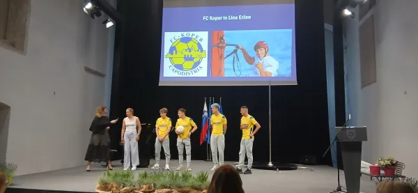 80 let Dija&scaron;kega doma Koper