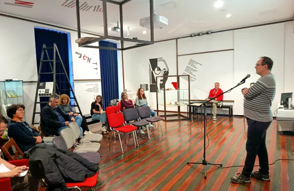 Kosovelove impresije skozi poglede &scaron;tudentov humanistike