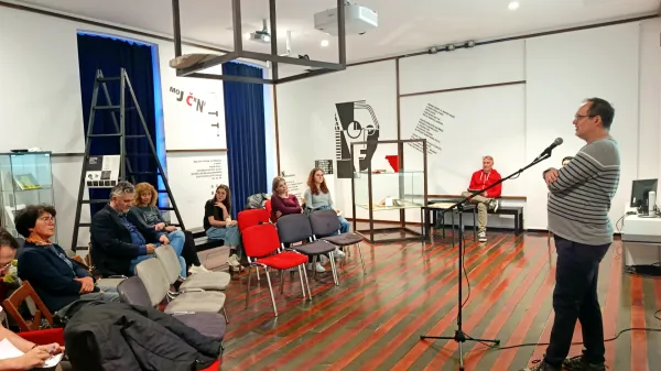 Kosovelove impresije skozi poglede &scaron;tudentov humanistike