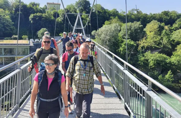Pohodniki na zaključnih kilometrih Gori&scaron;kega camina
