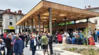 V Tolminu navdu&scaron;eni nad novo tržnico in ekolo&scaron;ko ponudbo