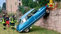 Trža&scaron;ki gasilci so sinoči malo pred 18. uro posredovali pri Svetem Ivanu v Trstu, kjer se je pripetila nenavadna nesreča. 