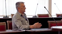 Dr. Oskarja i&scaron;čejo z evropskim pripornim nalogom
