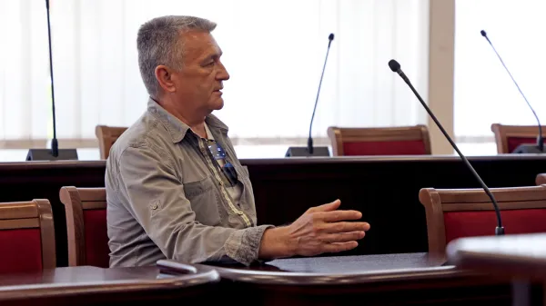 Dr. Oskarja i&scaron;čejo z evropskim pripornim nalogom