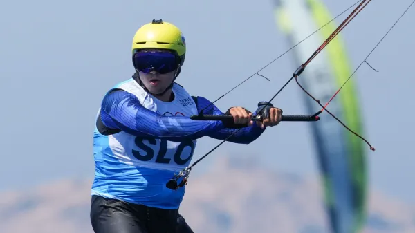 Srebrni olimpijec je ostal celo brez regat za medalje