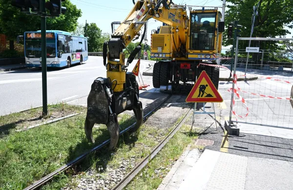 tramvaj opčine trst, prenova proge, novi tiri (FOTODAMJ@N)