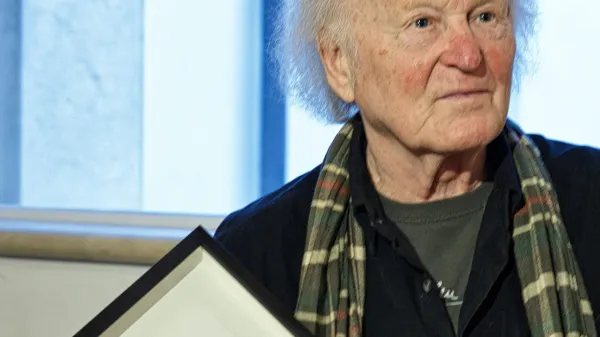 &ldquo;Poet, rojen z bolečino iskanj&rdquo;