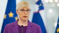 Predsednica države Nata&scaron;a Pirc Musar je čestitala mandatarju nove vlade Janezu Jan&scaron;i.
