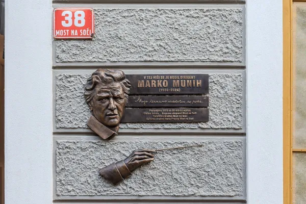 Odkrili spominsko plo&scaron;čo dirigentu Marku Munihu
