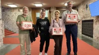Skupina državljanov je v DZ vložila 13369 podpisov pod pobudo za začetek postopkov za naknadni zakonodajni referendum o noveli zakona o parlamentarni preiskavi.