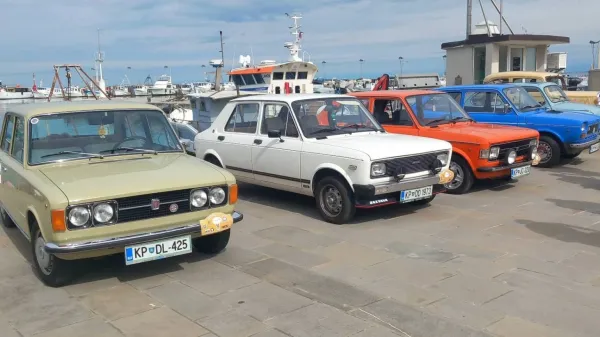 V Kopru so se srečali ljubitelji vozil Zastava