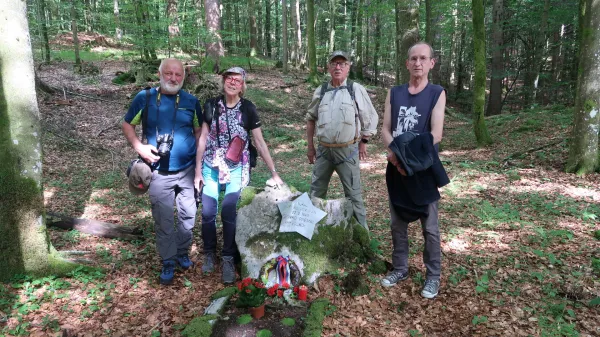 Iskren poklon herojskemu stricu Vojku