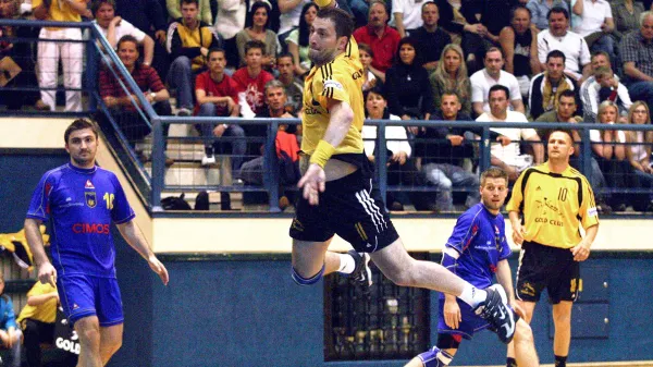 Hrpelje, 20.05.2006Rokomet, Gold Club: Cimos Koper 25:22 Foto: Zdravko Primožič/FPA