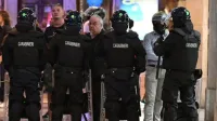 Pod oboki Portici di Chiozza so karabinjerji ustavili nekatere desničarje 