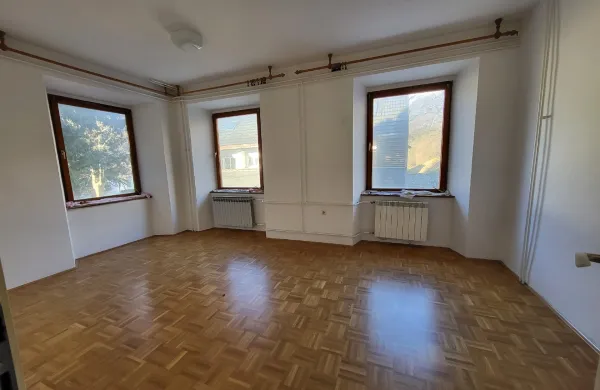 Gozdna hi&scaron;a stanovanja