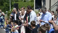 Slovesnosti so se udeležili predstavniki političnih in lokalnih oblasti iz Furlanije - Julijske krajine in Slovenije.